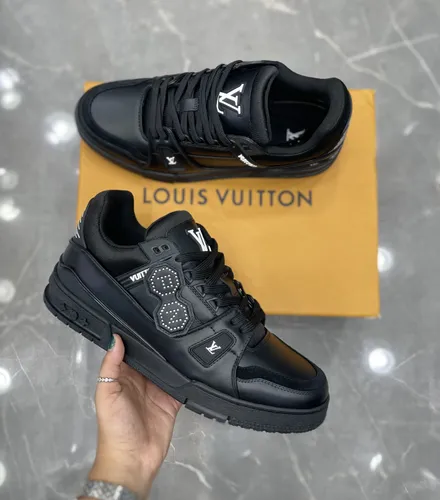 Louis Vuitton 39