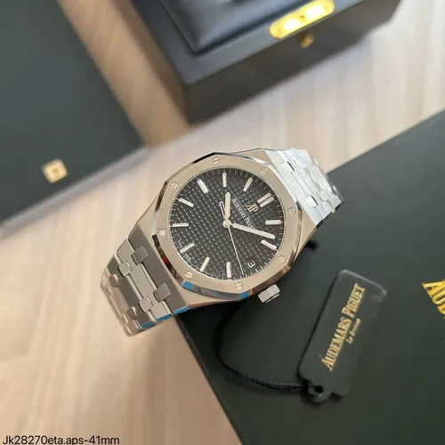 Royal Oak 124