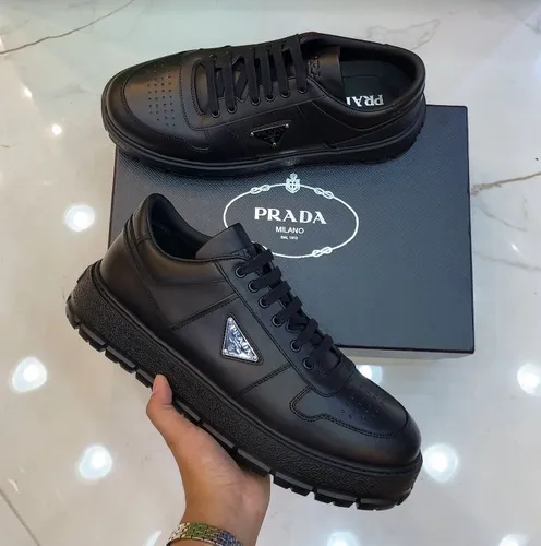 Prada 22