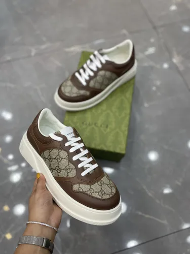 Gucci 42