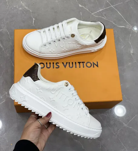 Louis Vuitton 05