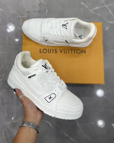 Louis Vuitton 29