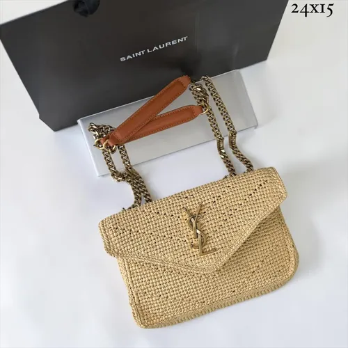 Raffia Flap