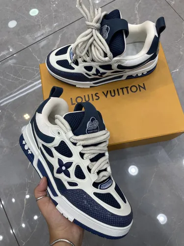 Louis Vuitton 10