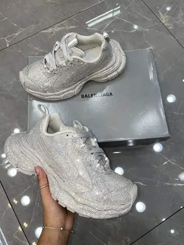 Balenciaga - Balmain 01