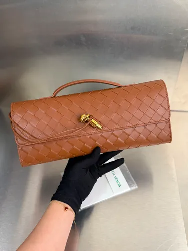 Clutch Intrecciato Caramelo