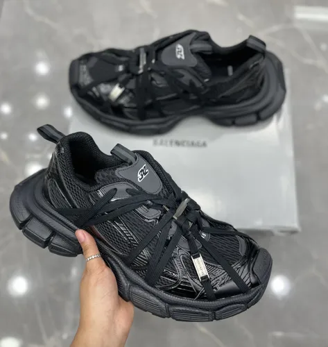 Balenciaga / Balmain 07