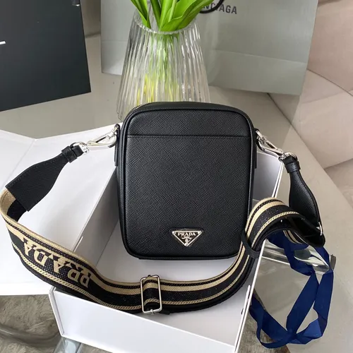 Crossbody Web Preta