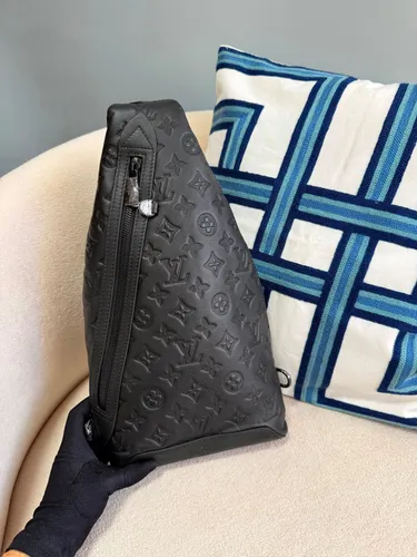 Sling Bag Relevo