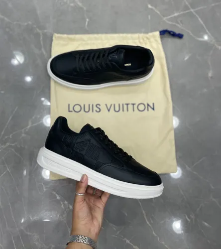 Louis Vuitton 99