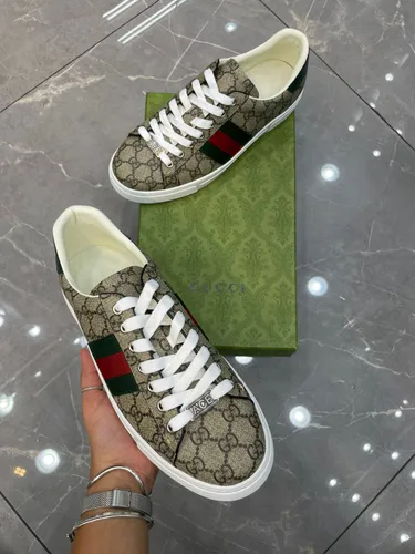Gucci 44