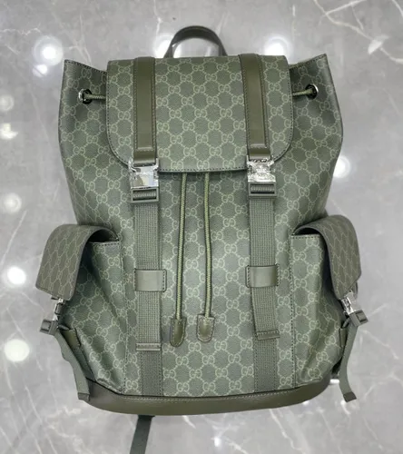 Mochilas / Malas / Pastas 21