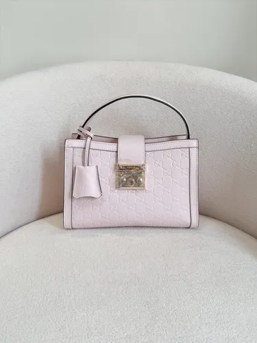 Top Handle Rosa Claro
