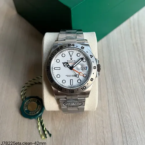 Explorer II 01