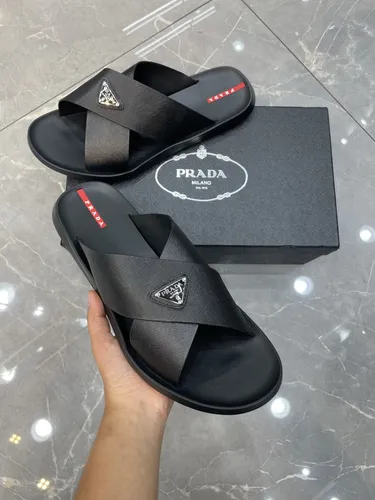 Prada 29