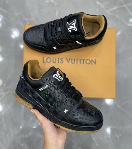 Louis Vuitton 56