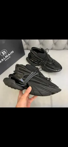 Balenciaga / Balmain 12