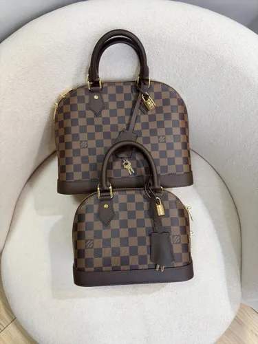 Alma Damier