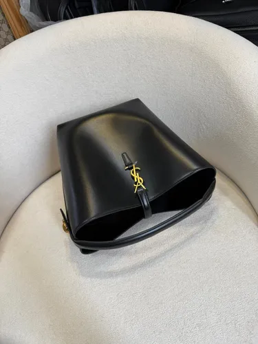Bucket Bag Preta