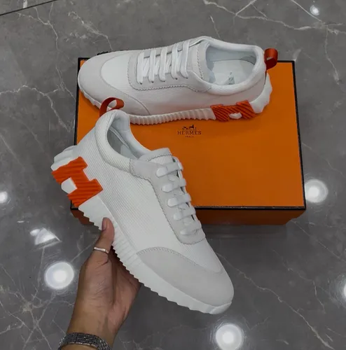 Hermès 28