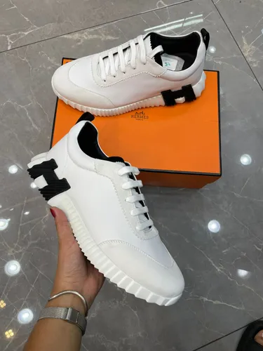 Hermès 26