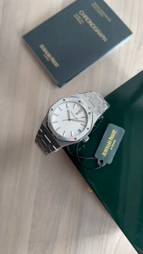Royal Oak 06