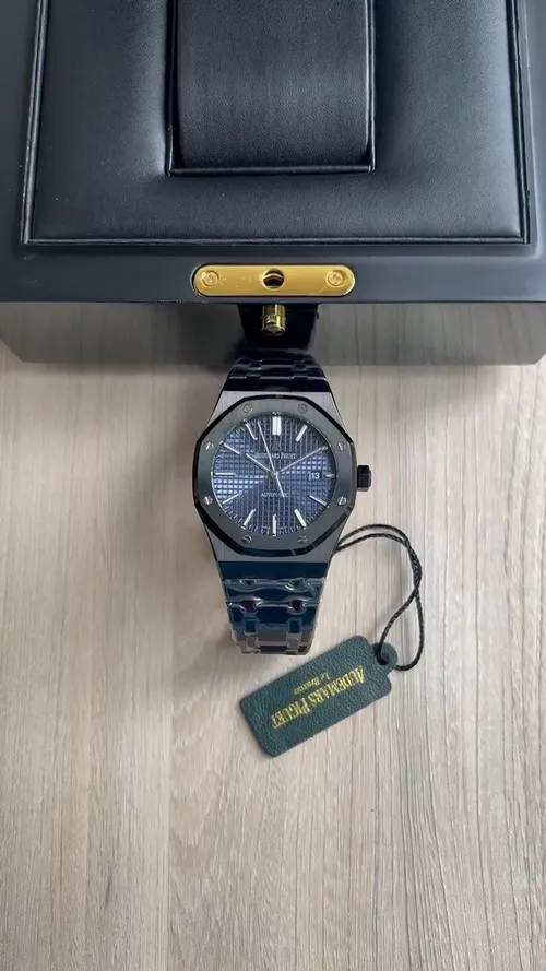 Royal Oak 01